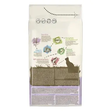 PURINA CAT CHOW Sensitive, s lososom, suha hrana za mačke